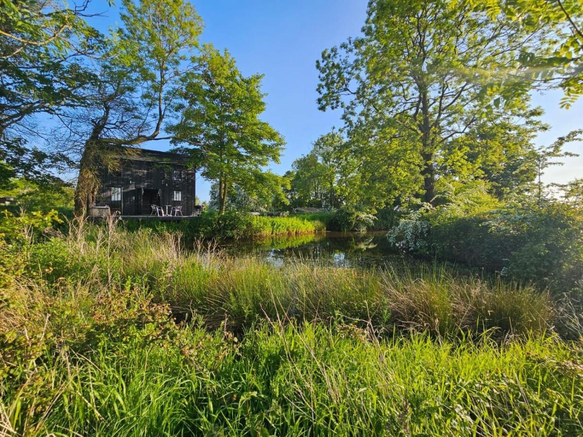 The Water Shack - Amazing Tiny House Retreat Apartment Удбридж Екстериор снимка
